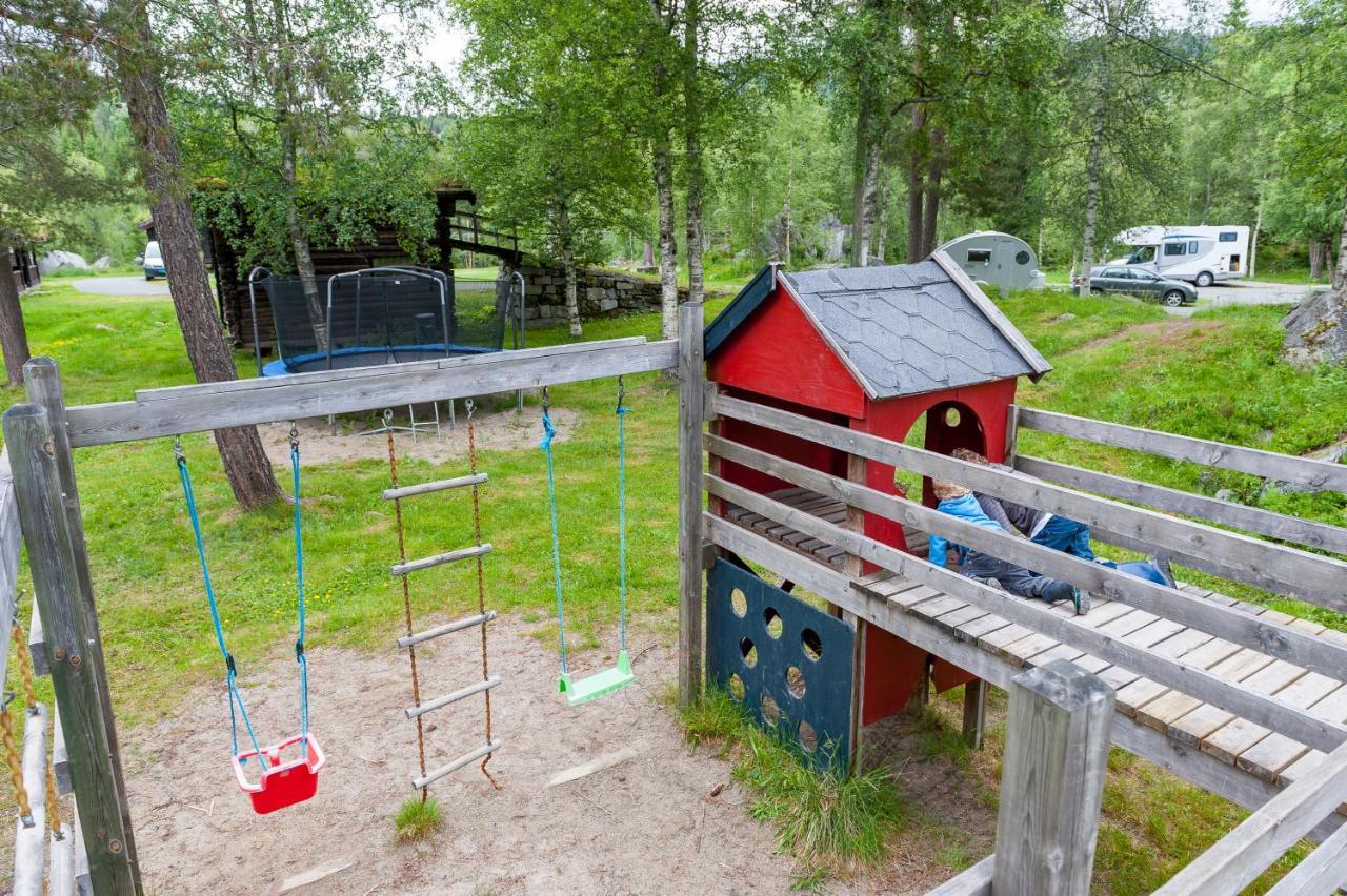 Groven Camping & Hyttegrend Amot  Εξωτερικό φωτογραφία